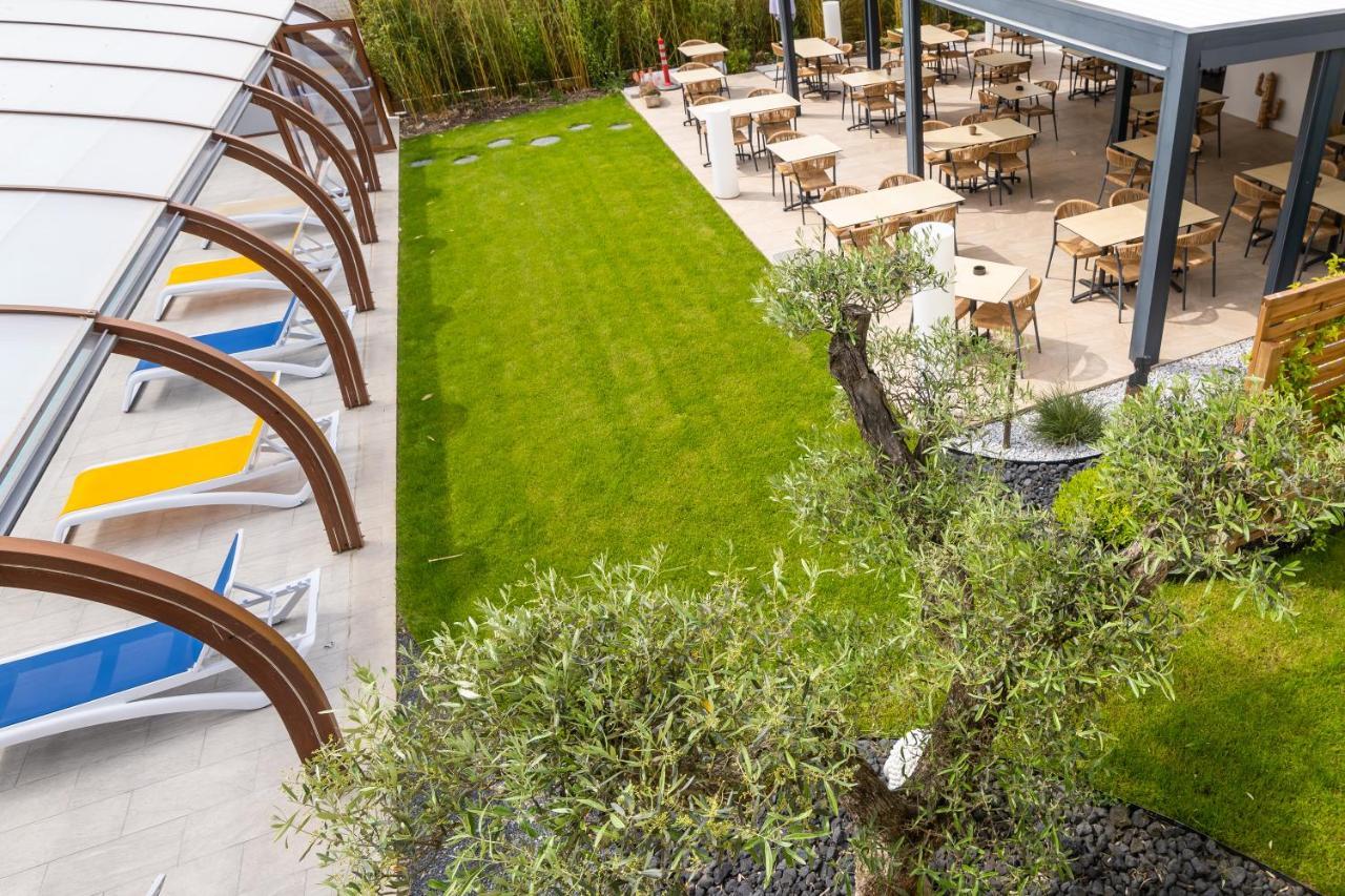 Logis Restaurant Le Clos Fleuri Hotel 3*